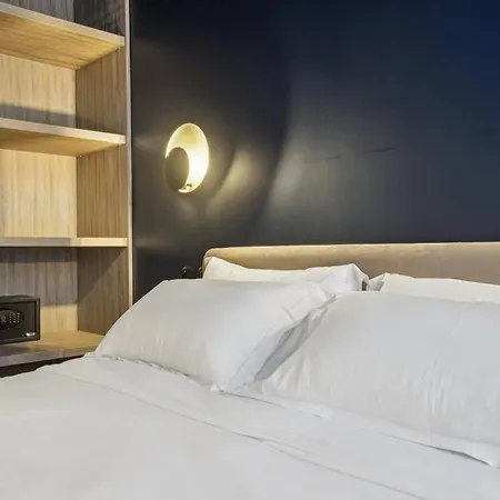 Hotel Clemence Paris Exterior photo